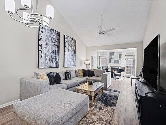 4th image of 2265 Limestone Way