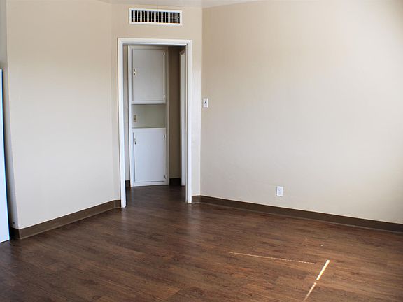 2nd image of 615 Olive St Ste A