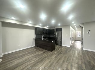 112 Golden Springs Dr, Brampton, ON L7A 4N7