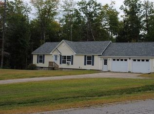 77 Heron Cir, Milton, NH 03851