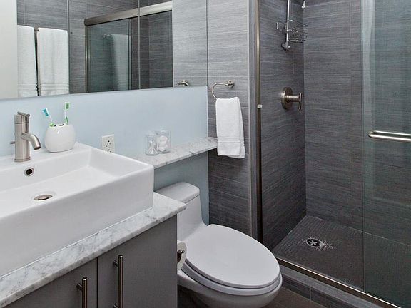 5th image of 4815 11th St APT 6E