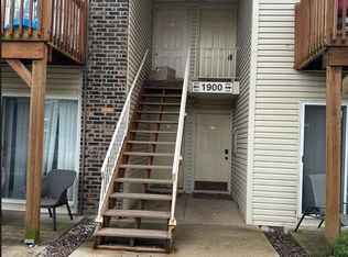 1900 Light Rd, Oswego, IL 60543