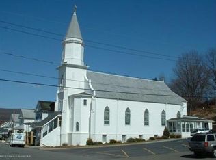 307 Vine St, Old Forge, PA 18518