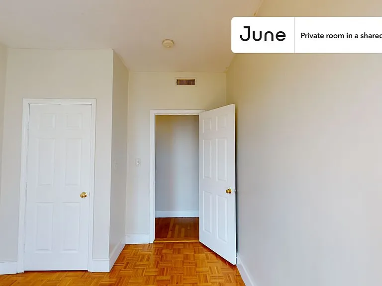 17 Highgate St #D — Photo 4