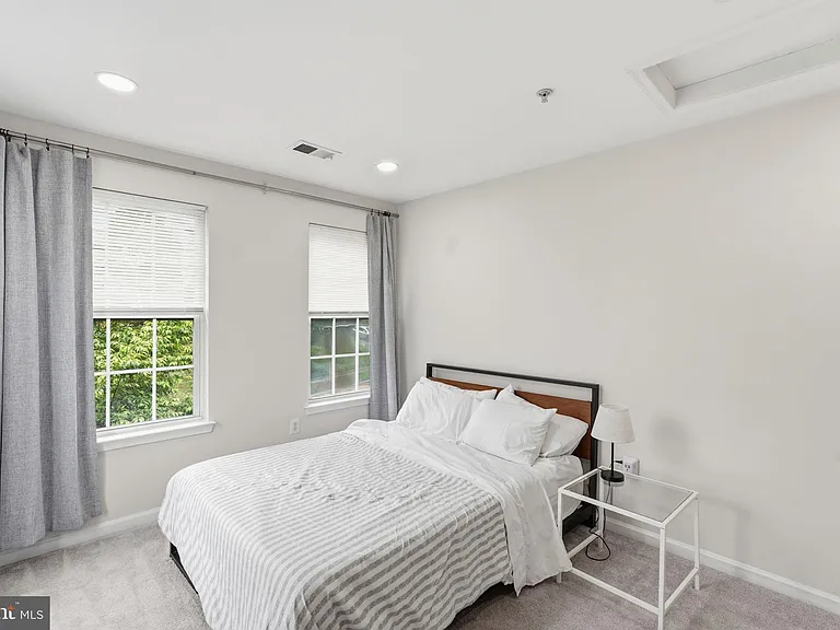 1908 Orchard Hill Dr — Photo 11