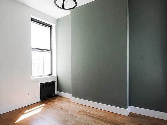 5th image of 344 Marion St #3F