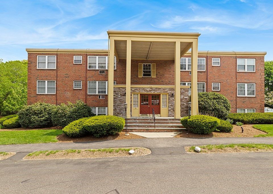 1st image of 15 Woodsum Dr APT 7