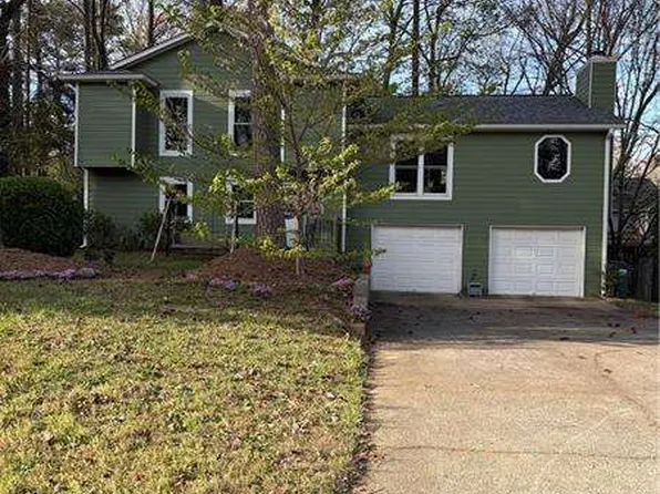 5308 Ferry Creek Ln, Acworth, GA 30102