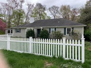 30 Dockray St, South Kingstown, RI 02879