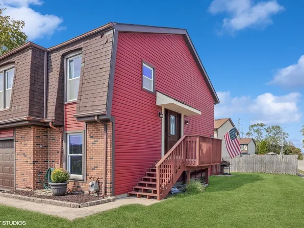 201 Coral Ct, Bolingbrook, IL 60440