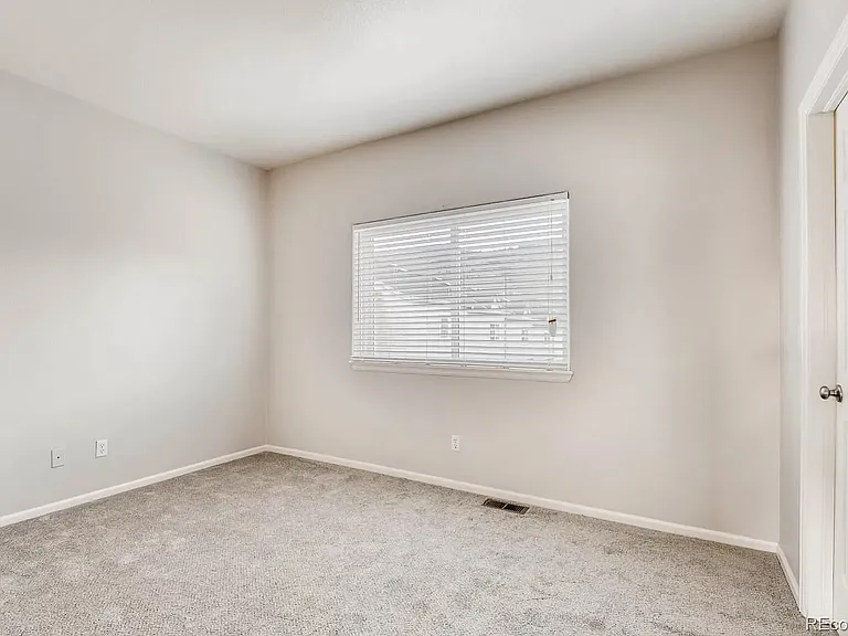 404 Antero St — Photo 16