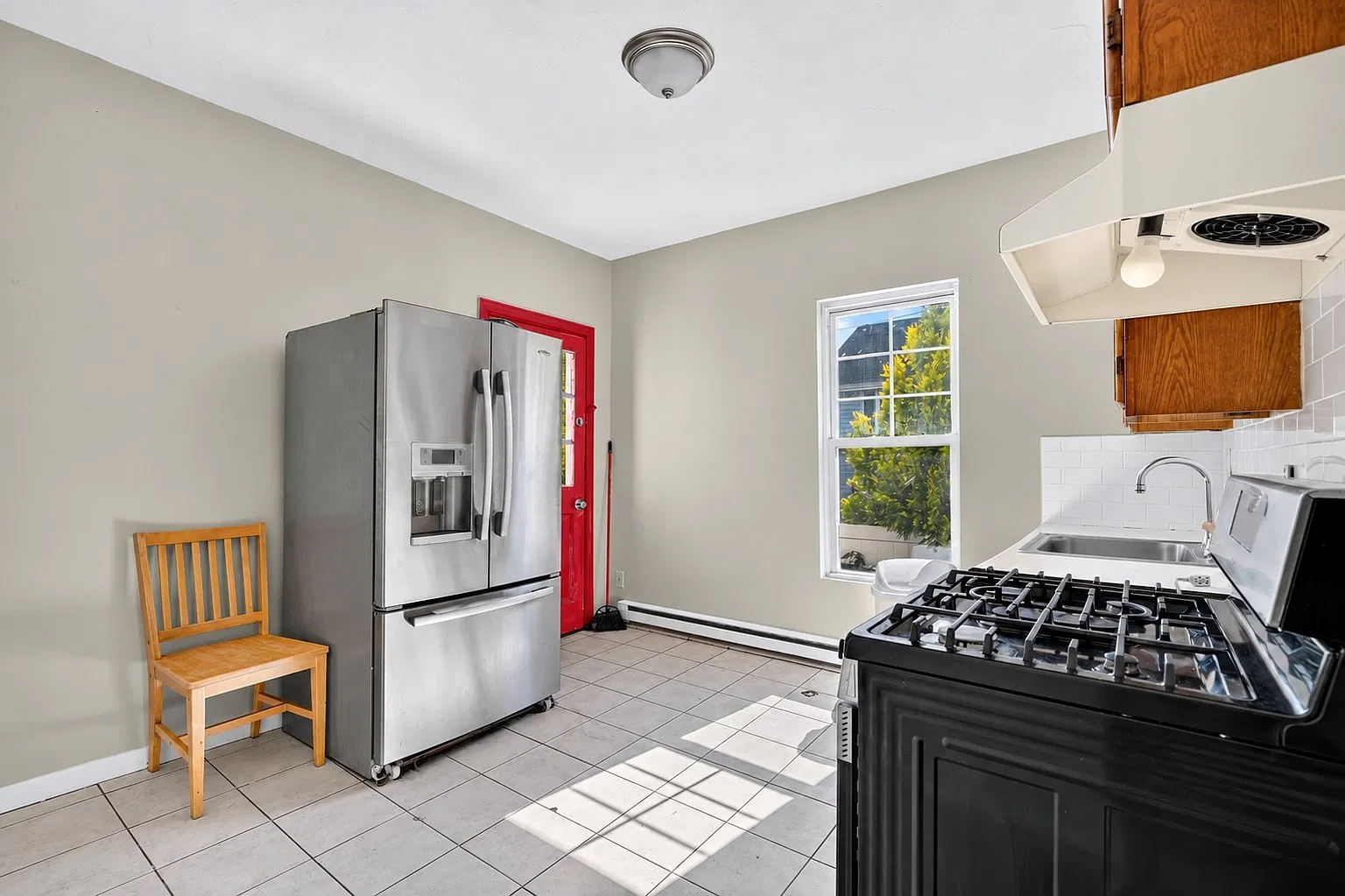 Studio, 1.0 bath, 99999 sqft, $1,600 — Photo 2