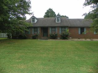 611 W Lindenwood Ave, Sikeston, MO 63801