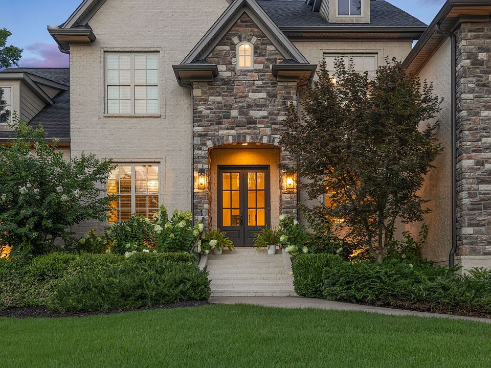 1st image of 4304 Gallant Ridge Dr