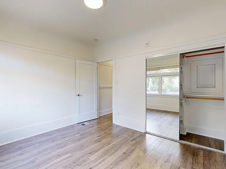 1740 Sacramento St #2 — Photo 4