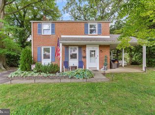 713 Adams Dr, Brookhaven, PA 19015