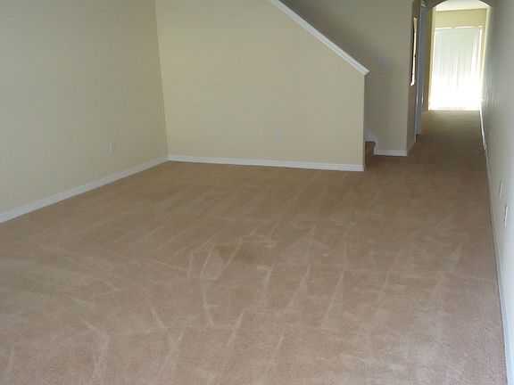 3rd image of 356 Carina Cir
