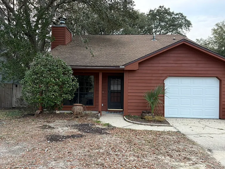 636 Fir Ave — Photo 22