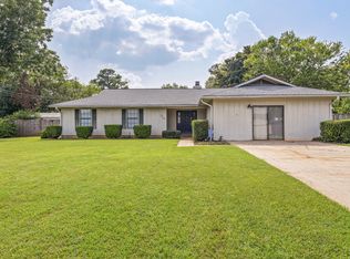 304 Melbourne Dr, Enterprise, AL 36330