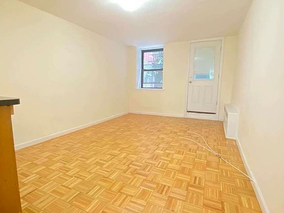 3rd image of 410 E 74th St APT 1B