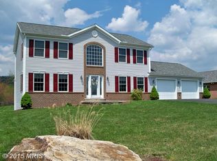418 Timber Ridge Dr, Frostburg, MD 21532