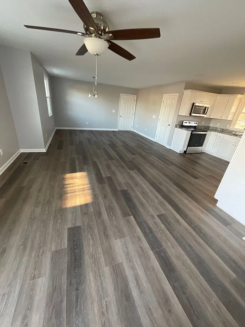 Ranch Style, Two Bedroom House in Donelson! — Photo 2