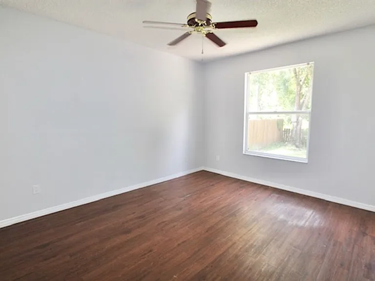 1710 Riveredge Rd — Photo 9