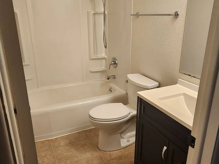 1800 NW Grant Ave — Photo 10