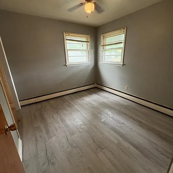 3055 Hadley Ave #4 — Photo 7