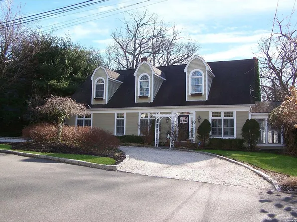 30 NE Houghton Boulevard NE, Stony Brook, NY 11790