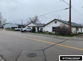 360 3rd St, Mills, WY 82636