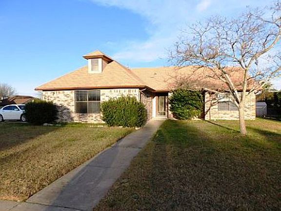 2nd image of 4802 Bramblewood Dr