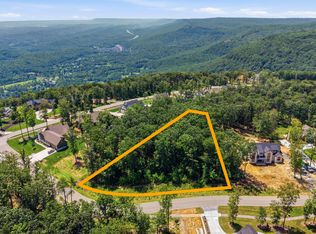 1402 Bent Hickory Rd #136, Signal Mountain, TN 37377