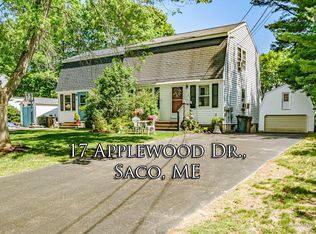 17 Applewood Dr, Saco, ME 04072