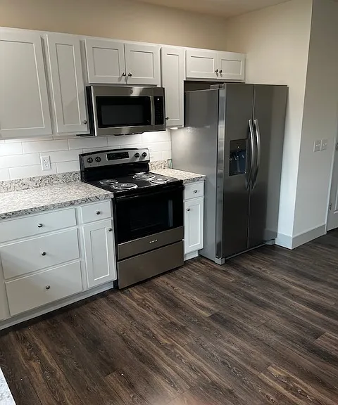118 N Early St — Photo 9