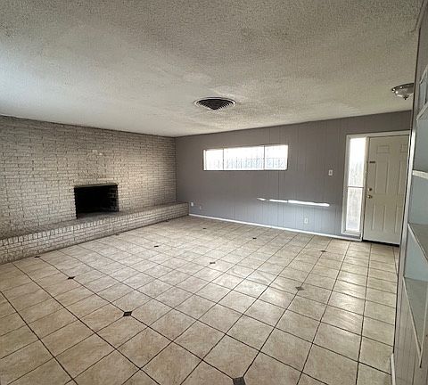 4th image of 7405 Edgemere Blvd