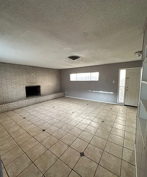7405 Edgemere Blvd — Photo 4
