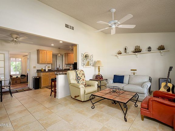 3rd image of 7835 E Medina Ave