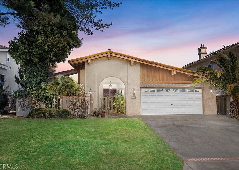 1st image of 17800 Cresta Blanca Ln