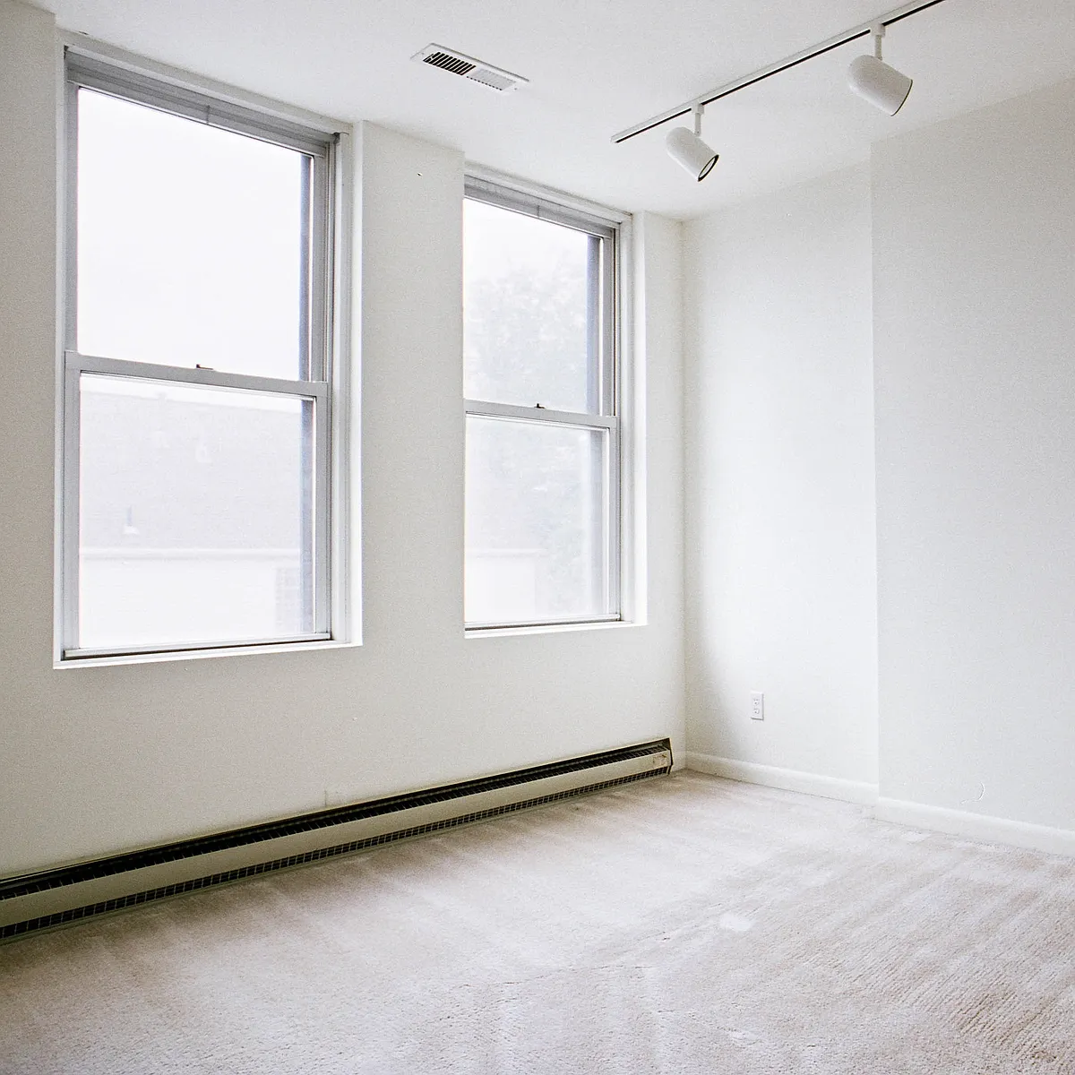Building Photo - 419 Denniston St #3