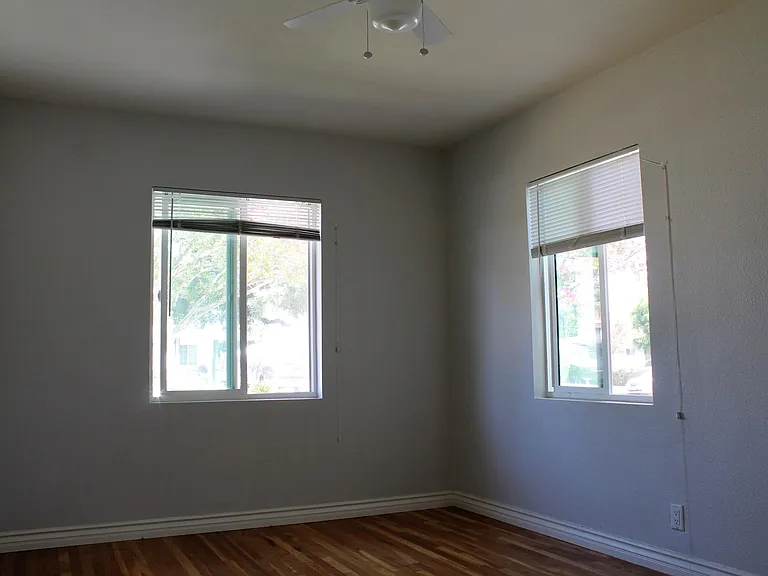 N Walnuthaven Dr — Photo 10