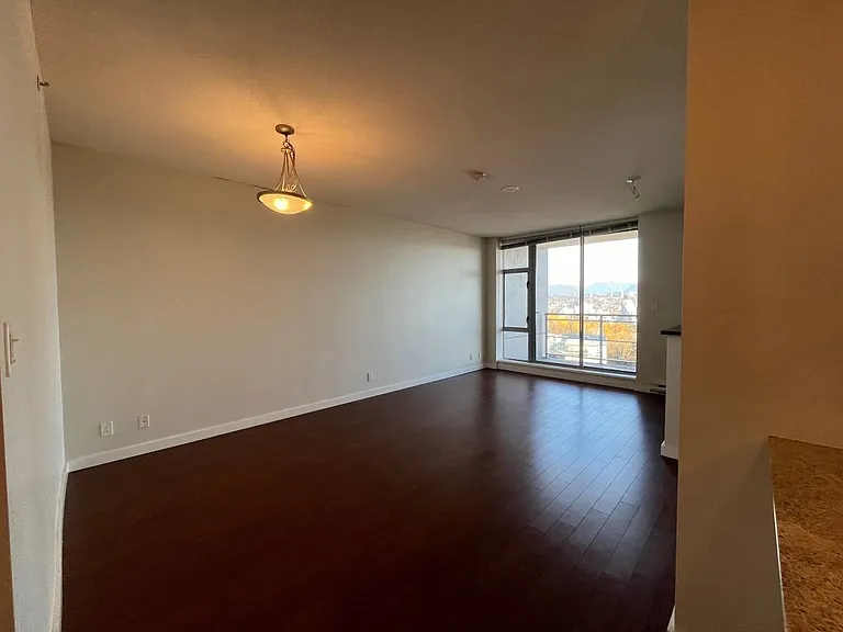 280 Ross Dr — Photo 10