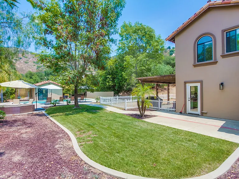 11379 Reidy Canyon Pl #M — Photo 3