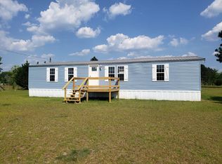 826 Max Deen Dr, Baxley, GA 31513