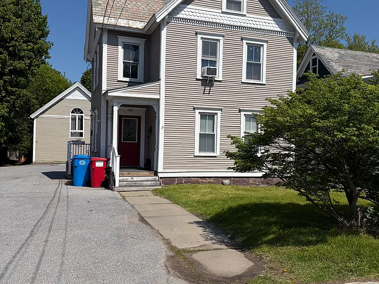 268 Colchester Ave #1 — Photo 1