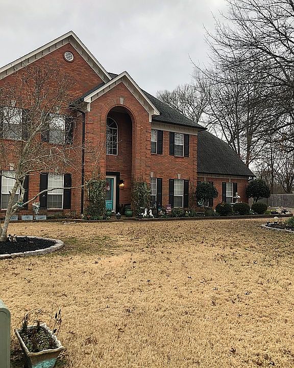 1st image of 147 Cottonwood Cir S