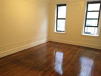 Rented by Royal Living