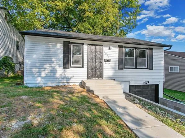 3937 Monroe Ave, Kansas City, MO 64130