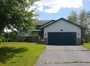 6113 259th St, Wyoming, MN 55092