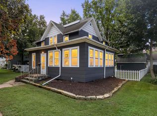 505 E Butler St, Manchester, IA 52057